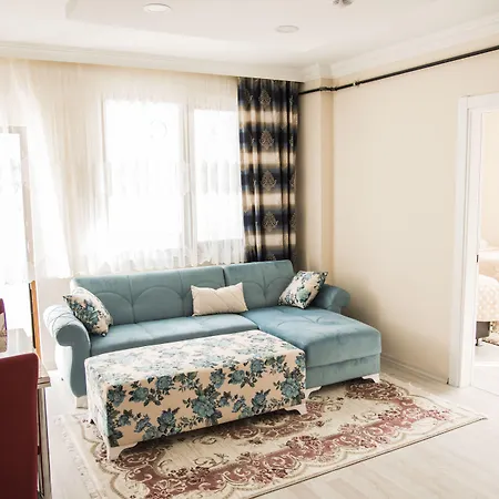 Nazar Aparthotel