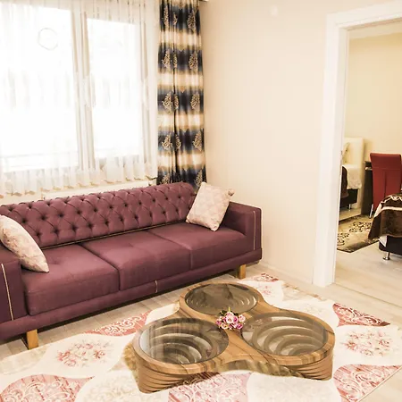 Nazar Aparthotel 2*